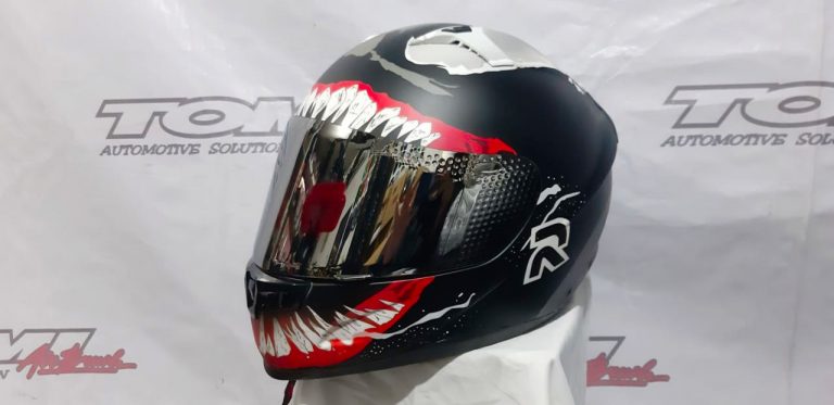 Modifikasi Segala Helm di Tomi Airbrush