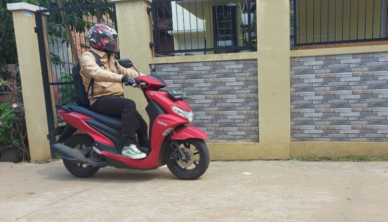 Tips Berkendara Motor Aman Saat Hari Raya Idul Fitri 1442 H
