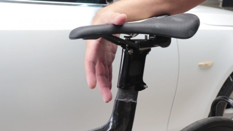 Repair Seatpost Sepeda di Bengkel Tomi Airbrush