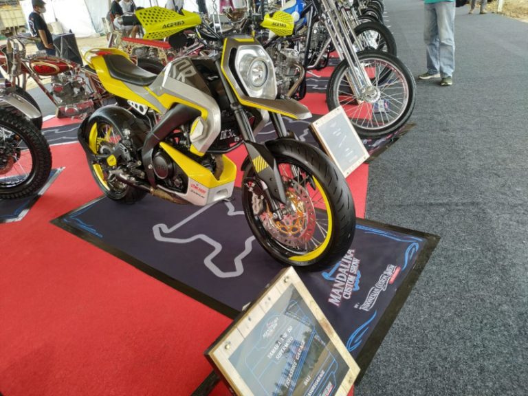 Selain Juara di WSBK, Yamaha Juga Hadirkan Yamaha XSR Custom di Mandalika