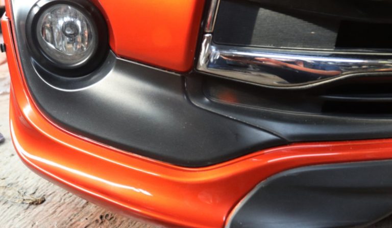 Body Repair Toyota Sienta di Tomi Airbrush