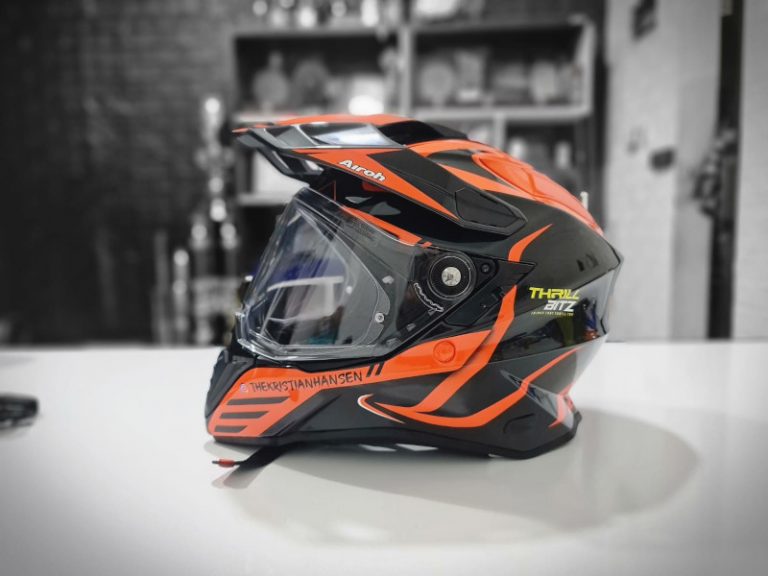 Modifikasi Airbrush Helm Kristian Hansen