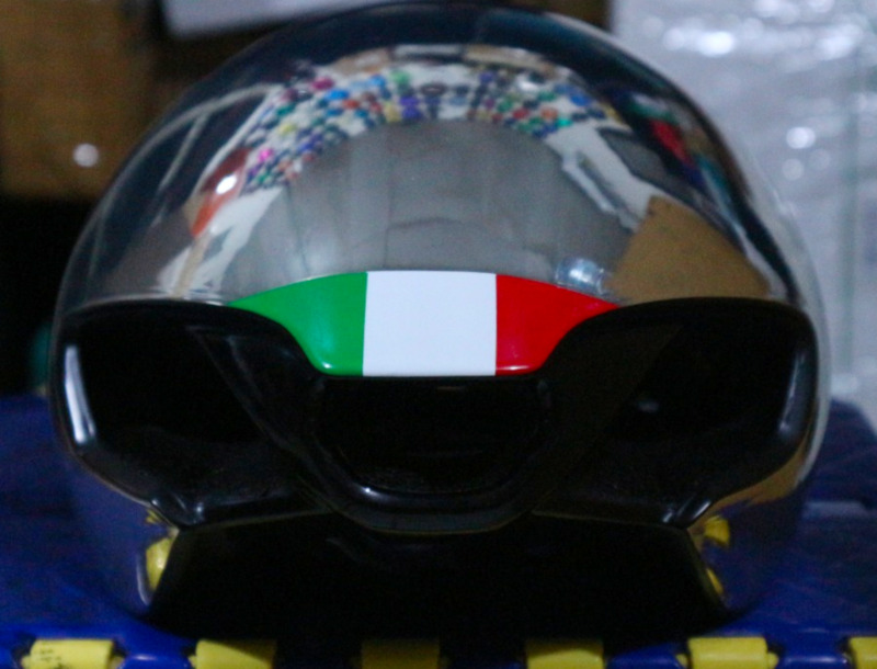Modifikasi Helm Sepeda Chrome di Bengkel Tomi Airbrush