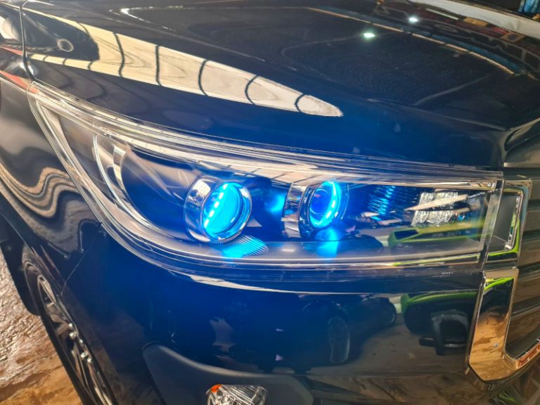 Custom Double Projector Lampu Toyota Kijang Innova Reborn