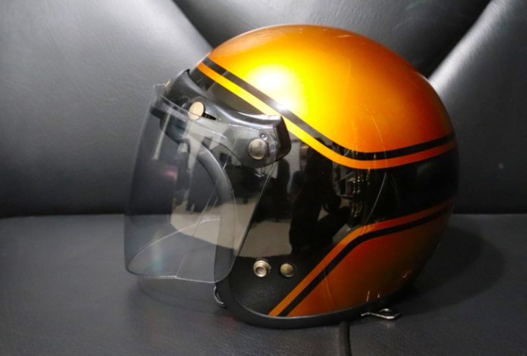 Modifikasi Helm Airbrush Klasik dan Simpel