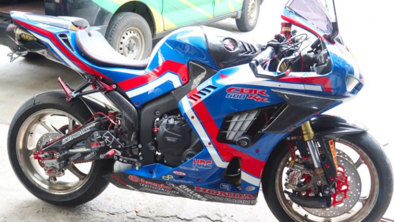 Modifikasi Airbrush Honda CBR 600RR