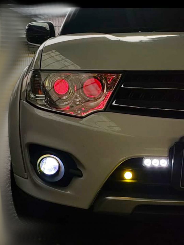 Pasang Projector dan Demon Eyes Mitsubishi Pajero Sport Dakkar