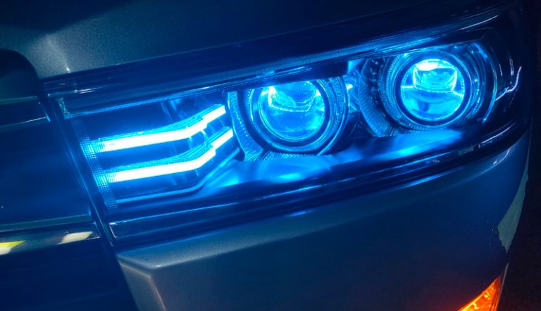 Modifikasi Double Projector Toyota Kijang Innova Reborn