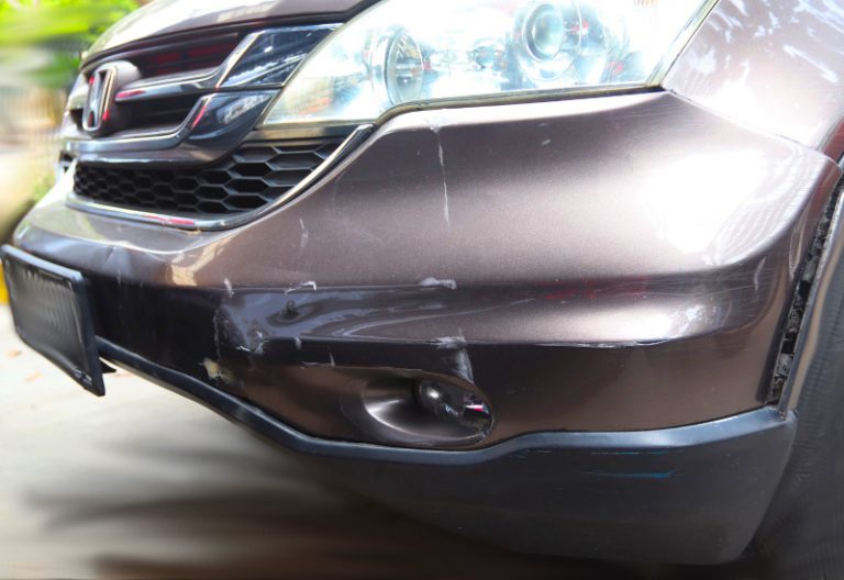 Body Repair Mobil di Tomi Airbrush