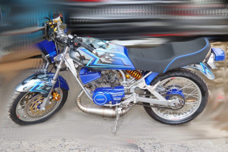 Modifikasi Airbrush Yamaha RX King