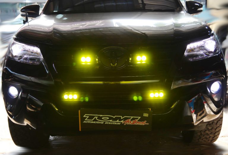 Toyota All New Fortuner Modifikasi Projector Sultan