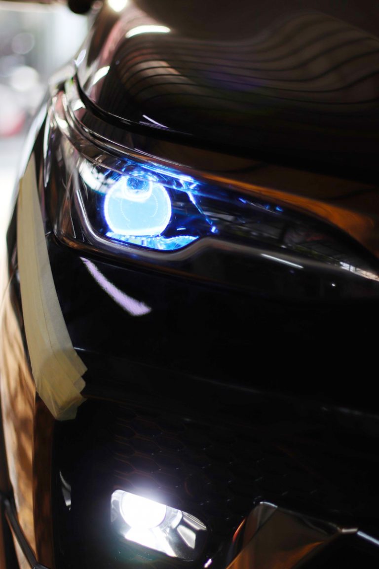 Ganti Projector Toyota Fortuner