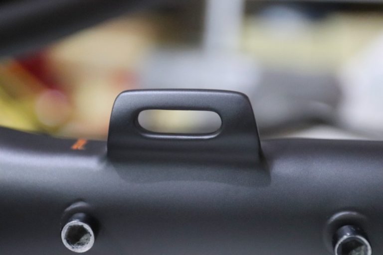 Buttom Bracket Frame Sepeda Carbon Patah Bisa Diperbaiki