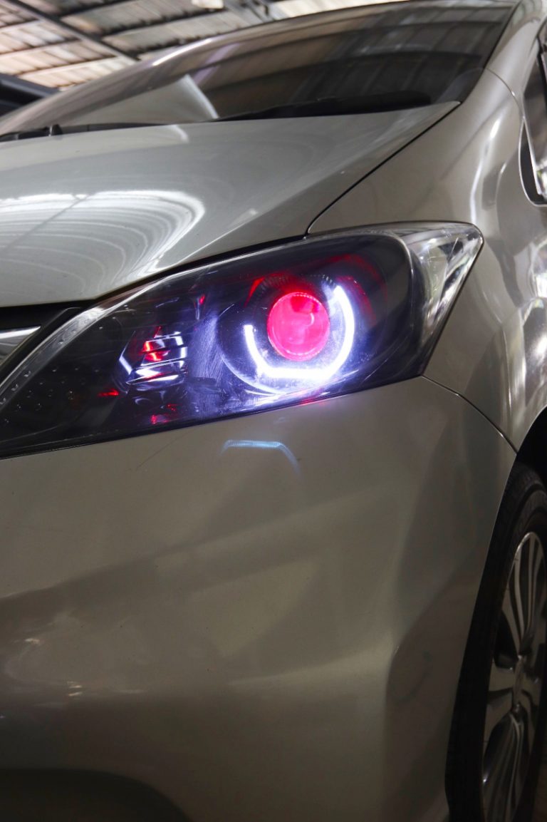 Honda Freed Upgrade Projector Lampu