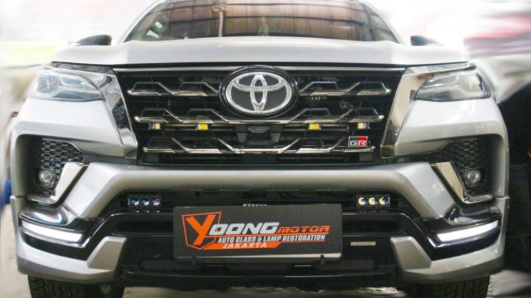 Penambahan Mini Projector Toyota All New Fortuner