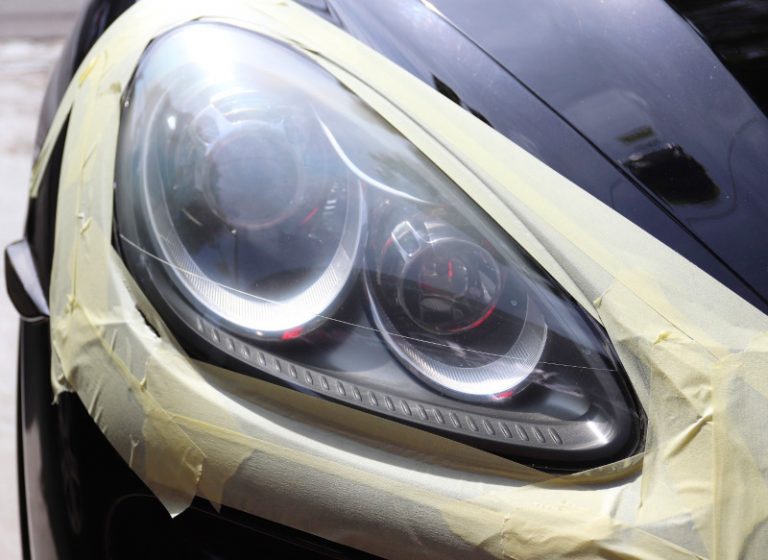 Perbaikan Lampu Depan Porsche Cayman