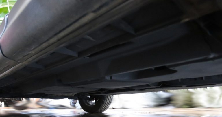 Anti Karat Mobil Bisa Dikerjakan di Tomi Airbrush