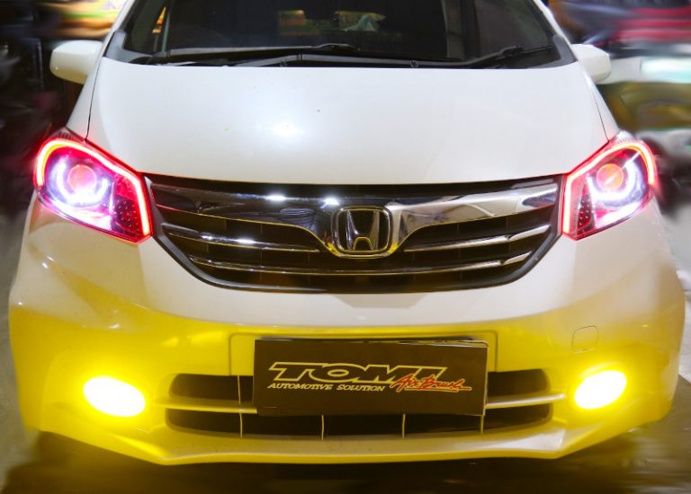Custom Lampu DRL dan Foglamp untuk Honda Freed