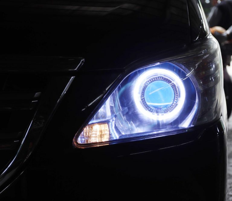 Upgrade Lampu Semua Tipe Toyota Kijang Innova di Yoong Motor Jakarta