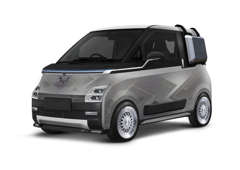Modifikasi Elegant Wuling Air EV Dapat Direalisasikan di Tomi Airbrush