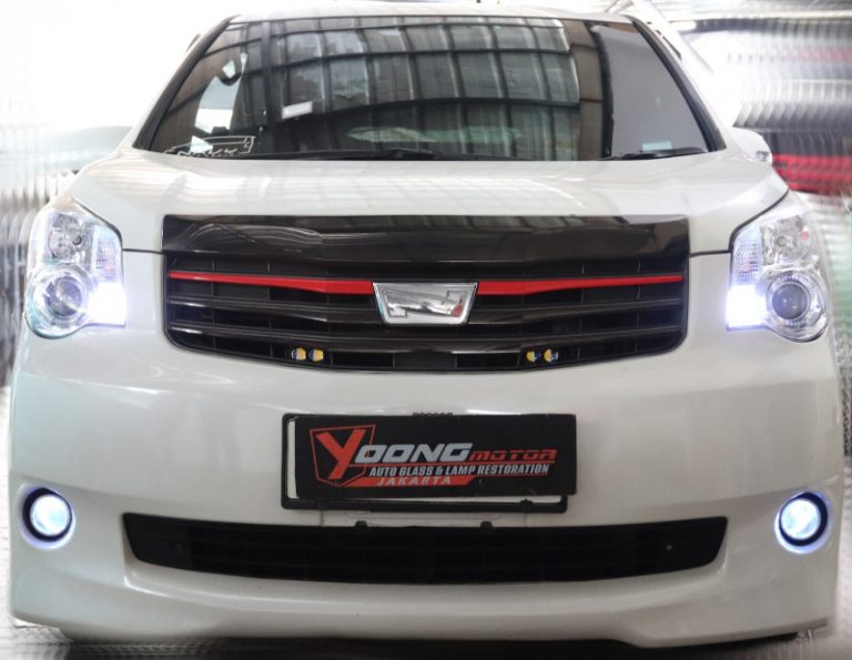 Toyota NAV1 Ganti Lampu Hypervision