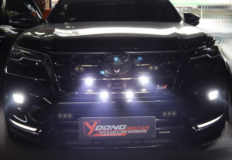 Toyota Fortuner Makin Kece Tambah Lampu Mini Projector