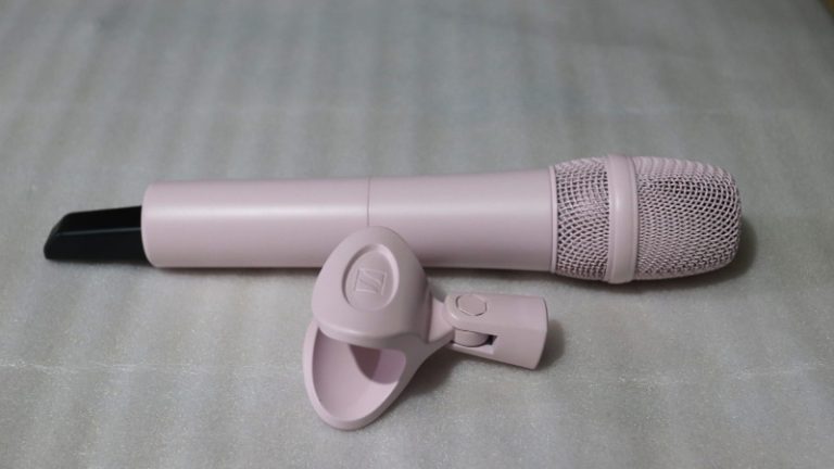 Pengecatan Microphone di Tomi Airbrush