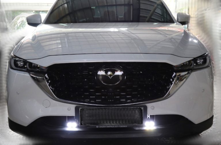 Mazda CX-5 Upgrade Mini Projector HVT