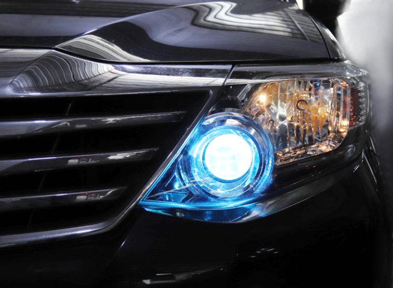 Tips Hemat Biaya Tambah Performa Lampu Toyota Fortuner Generasi Kedua