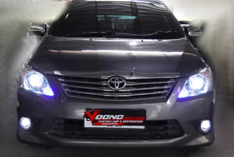 Upgrade Lampu Toyota Kijang Innova Jadi Terang dan Maksimal