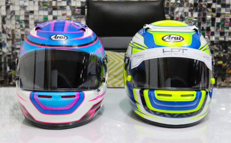 Modifikasi Helm Airbrush Milik Kakak Beradik