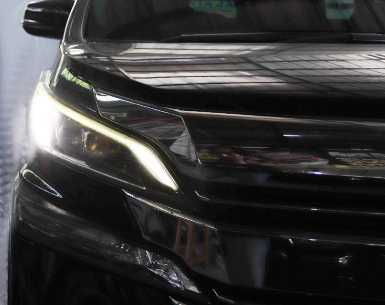 Cara Atasi Lampu DRL Toyota Vellfire Menguning Tanpa Ganti Headlamp