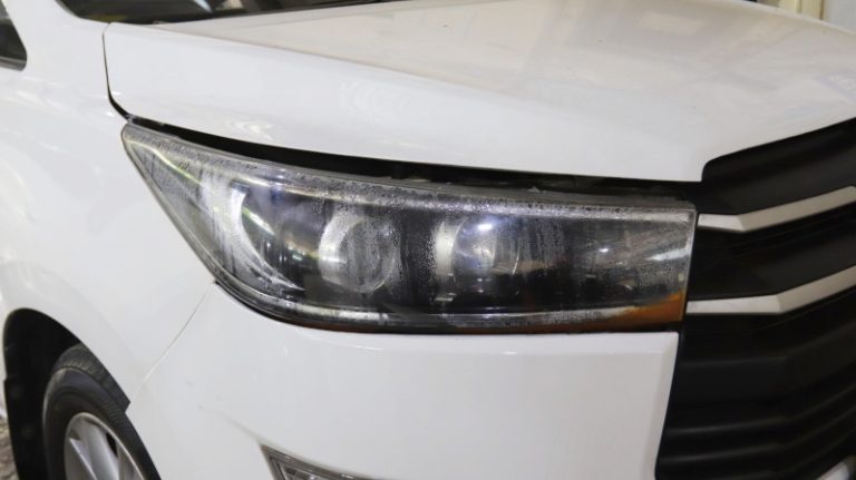 Servis dan Ganti Model Projector Solusi Headlamp Toyota Kijang Innova Jadi Terang